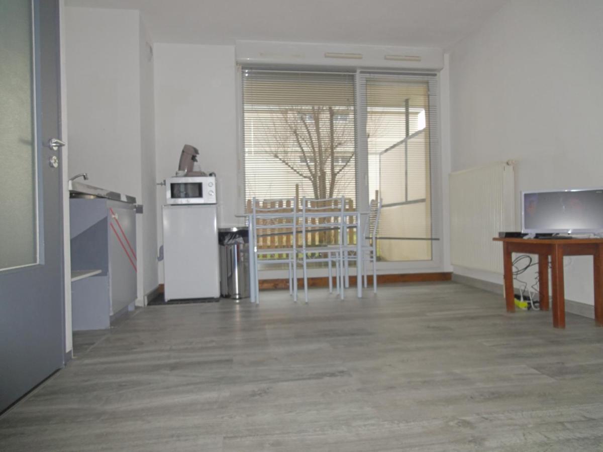 Logement Type Studio 1 Piece Proche Zenith ستراسبورغ المظهر الخارجي الصورة